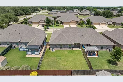 508 Landry Court, Granbury, TX 76049 - Photo 37