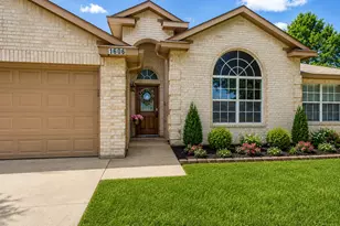 1606 Fern Dr, Mansfield, TX 76063 - Photo 3