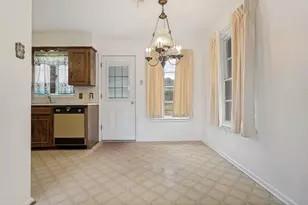 422 W Daugherty Dr, Garland, TX 75041 - Photo 7