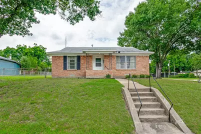 422 W Daugherty Drive, Garland, TX 75041 - Photo 1