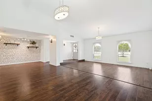 7208 Langley Ct, The Colony, TX 75056 - Photo 3