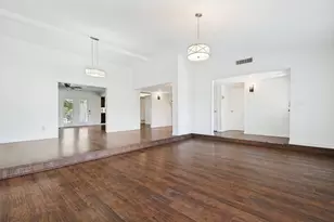 7208 Langley Ct, The Colony, TX 75056 - Photo 5
