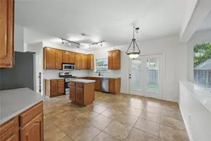 916 Sugarberry Ln, Flower Mound, TX 75028 - Photo 15