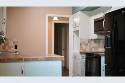 501 N 10th Street, San Saba, TX 76877 - Photo 17