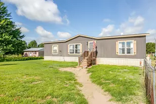 701 Trails, Poolville, TX 76487 - Photo 5