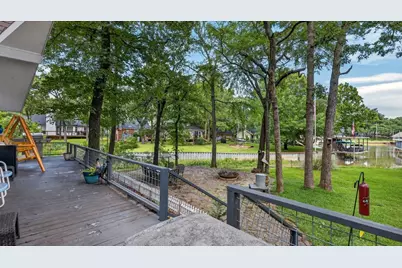110 Punto Pescader Street, Gun Barrel City, TX 75156 - Photo 25