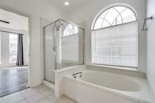 2213 Ravenhurst Dr, Plano, TX 75025 - Photo 13