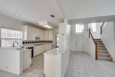 2213 Ravenhurst Drive, Plano, TX 75025 - Photo 9