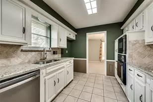 1006 Mayapple Dr, Garland, TX 75043 - Photo 7