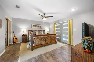 3613 Rolling Meadows Dr, Bedford, TX 76021 - Photo 11