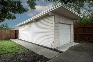 3648 Jubilee Trail, Dallas, TX 75229 - Photo 15