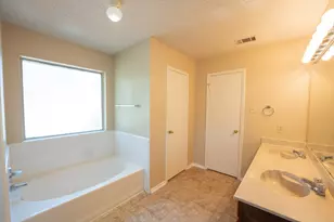 831 Ash Grove Ln, DeSoto, TX 75115 - Photo 3