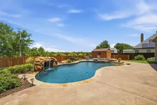 600 Aspen St, Pilot Point, TX 76258 - Photo 33