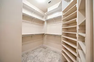 600 Aspen St, Pilot Point, TX 76258 - Photo 13