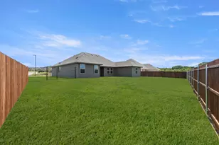 2609 River Bank Dr, Burleson, TX 76028 - Photo 27