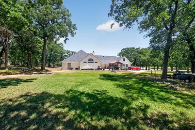 111 Lone Star Drive, Gainesville, TX 76240 - Photo 7