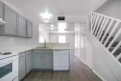 307 Rose Street #307-D, Arlington, TX 76010 - Photo 3