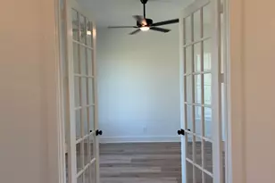 12417 Hornfels Dr, Krum, TX 76249 - Photo 5