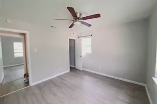633 Rutgers Dr, Lancaster, TX 75134 - Photo 13