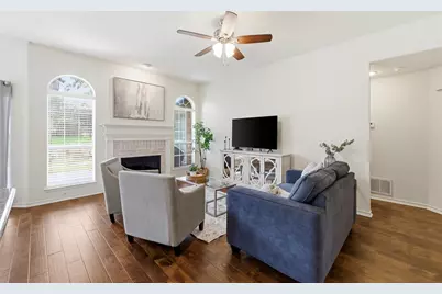 5305 Shadow Glen Drive, Grapevine, TX 76051 - Photo 11