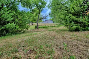 301 Spring St, Forestburg, TX 76239 - Photo 17
