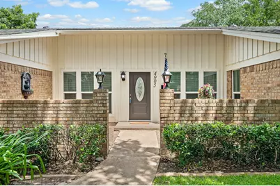 4905 Granite Shoals Avenue, Fort Worth, TX 76103 - Photo 7