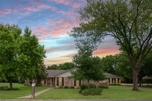 107 Oak Creek Ln, Ovilla, TX 75154 - Photo 1