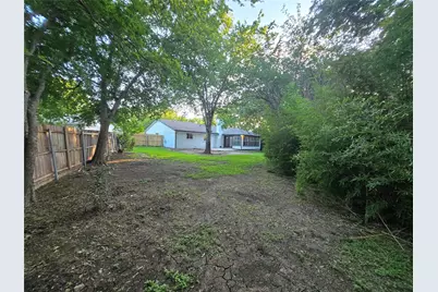 715 N Deerfield Circle, Arlington, TX 76015 - Photo 13