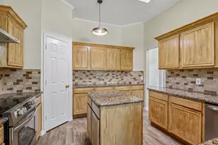 7013 Stephanie Ct, North Richland Hills, TX 76182 - Photo 17