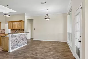 7013 Stephanie Ct, North Richland Hills, TX 76182 - Photo 11