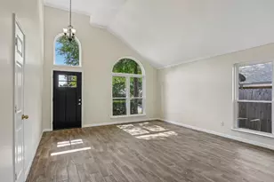 7013 Stephanie Ct, North Richland Hills, TX 76182 - Photo 7