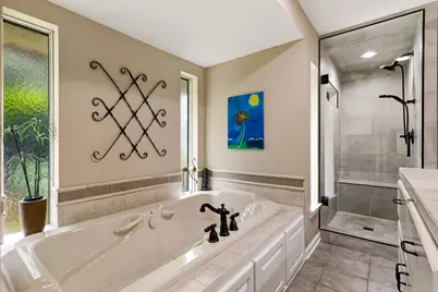 9519 Robin Meadow Drive, Dallas, TX 75243 - Photo 19