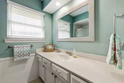9519 Robin Meadow Drive, Dallas, TX 75243 - Photo 23