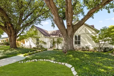 9519 Robin Meadow Drive, Dallas, TX 75243 - Photo 29
