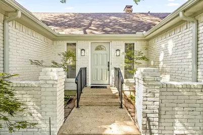 9519 Robin Meadow Drive, Dallas, TX 75243 - Photo 27