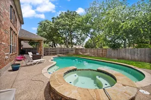 6705 Glade Dr, Arlington, TX 76001 - Photo 3