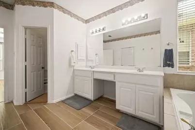 6705 Glade Drive, Arlington, TX 76001 - Photo 17