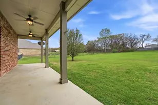 132 Silver Rose Blvd, Burleson, TX 76028 - Photo 29