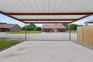 5256 County Rd 803, Joshua, TX 76058 - Photo 15