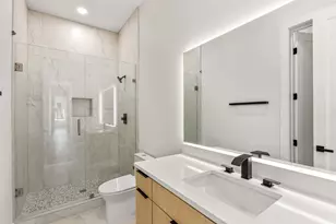 1407 Pueblo St, Dallas, TX 75212 - Photo 31