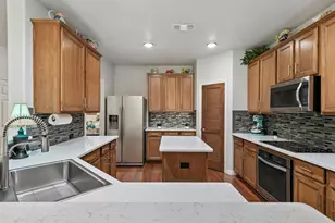 9312 Marble Falls Dr, Arlington, TX 76002 - Photo 11