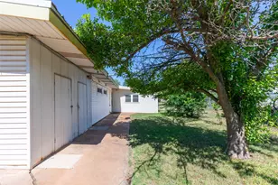 1057 Westridge Dr, Abilene, TX 79605 - Photo 21