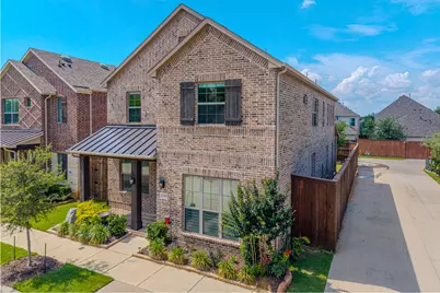 2208 N Royal Crecent Drive N, Flower Mound, TX 75028 - Photo 7