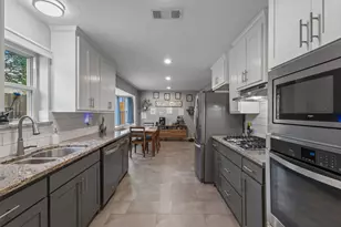 1310 Carriage Dr, Irving, TX 75062 - Photo 13