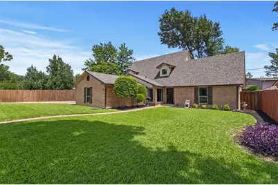 1310 Carriage Drive, Irving, TX 75062 - Photo 3
