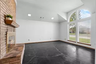 2315 Stone Glen Ln, Carrollton, TX 75007 - Photo 11