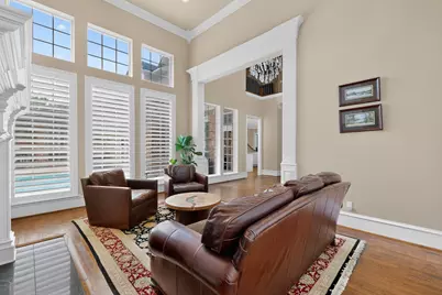 5700 Walden Drive, Plano, TX 75093 - Photo 9