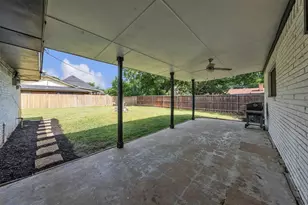 3837 Kimball Ridge Dr, Dallas, TX 75233 - Photo 23