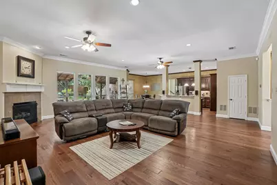 6109 Crestside Drive, Flower Mound, TX 75028 - Photo 3
