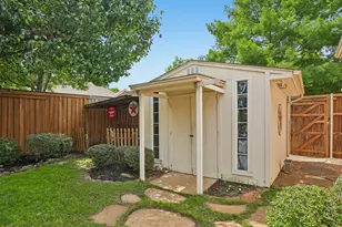6109 Crestside Dr, Flower Mound, TX 75028 - Photo 37